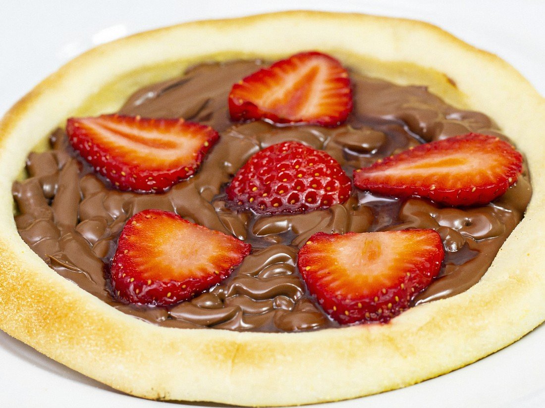 Esfiha doce de Nutella com morango, foto da Casa de Esfiha Senador